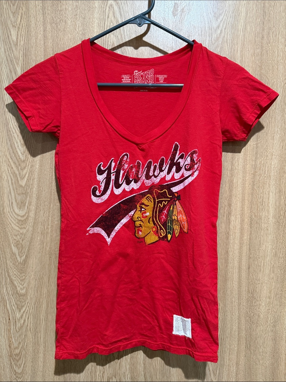 Red Chicago BlackHawks Graphic V-Neck Tee - Women